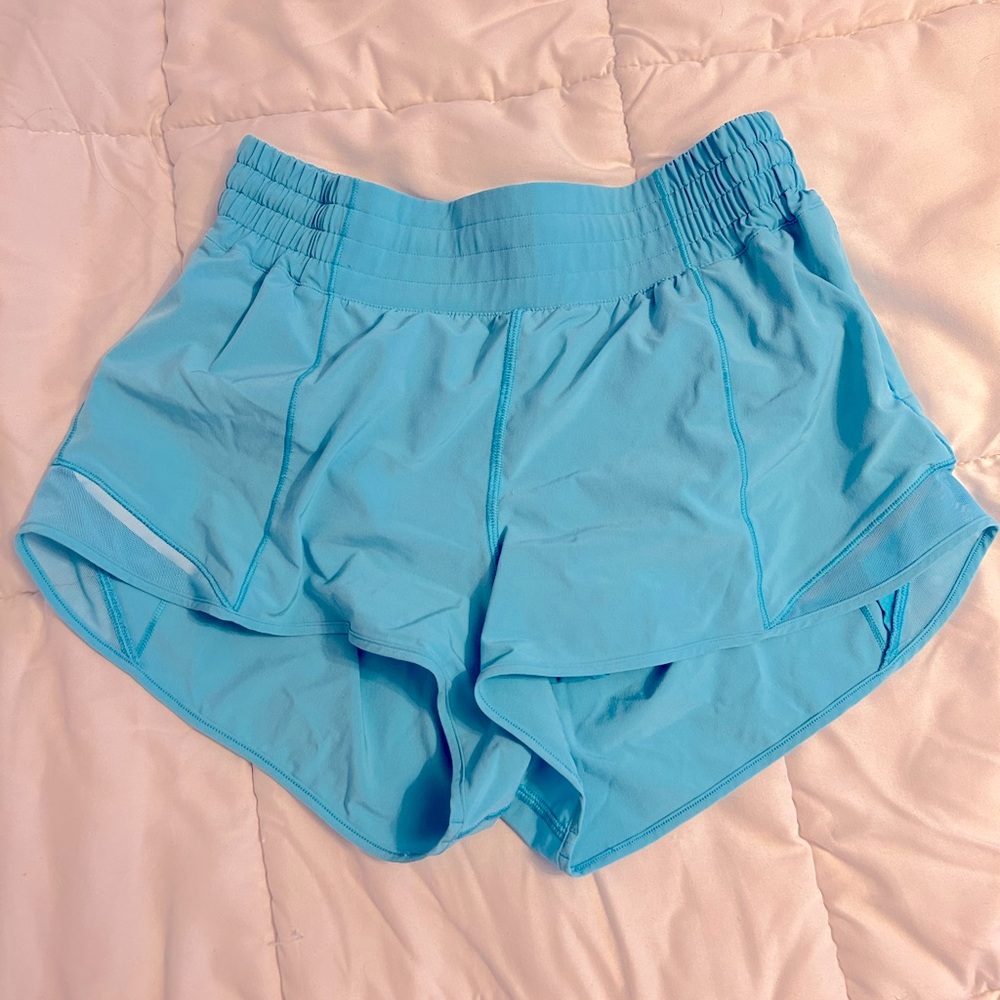 Lululemon Hotty Hot High-Rise Lined Short 2.5”